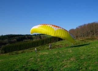 Paragliding-Taufe in Correze 